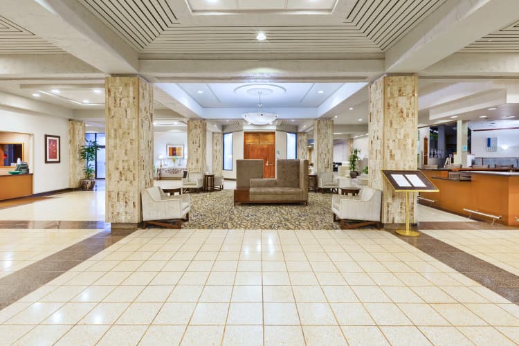 Crowne Plaza Columbus North Worthington photo 3