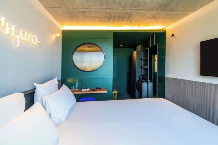 Tribe Paris Clichy photo 4