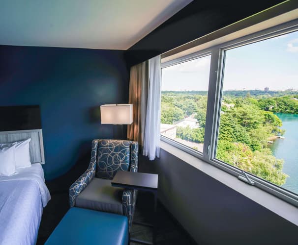 Best Western Plus Chocolate Lake Hotel photo 4