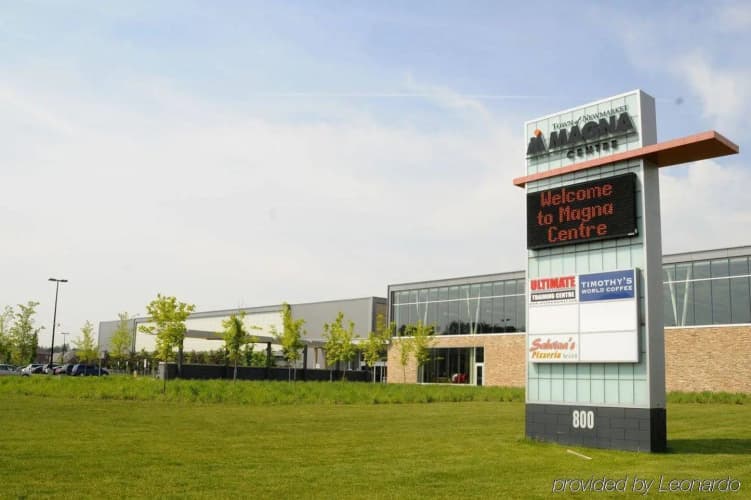 Best Western Voyageur Place Hotel photo 2