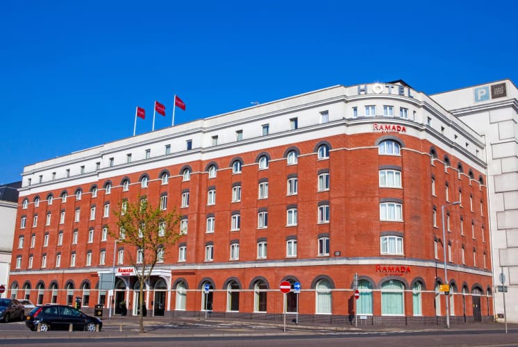 Ramada by Wyndham Belfast City Centre photo 2