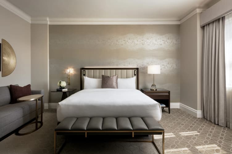 Fairmont Hotel Macdonald photo 5