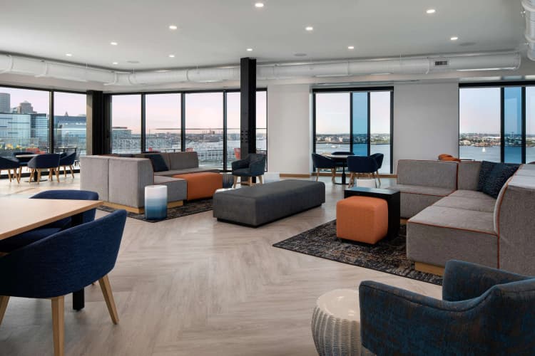 Hyatt Place Boston/Seaport District photo 3