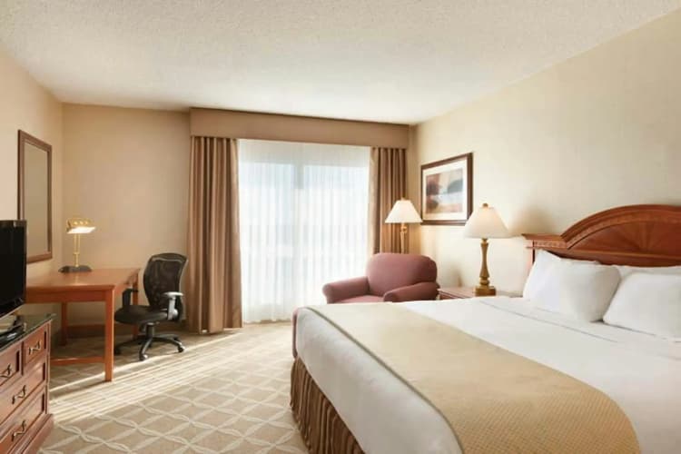 Border Inn & Suites photo 2