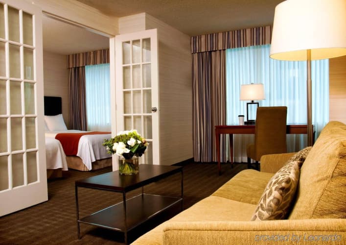 Cambridge Suites, photo 4