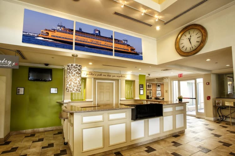 Hilton Garden Inn New York/Staten Island, photo 2
