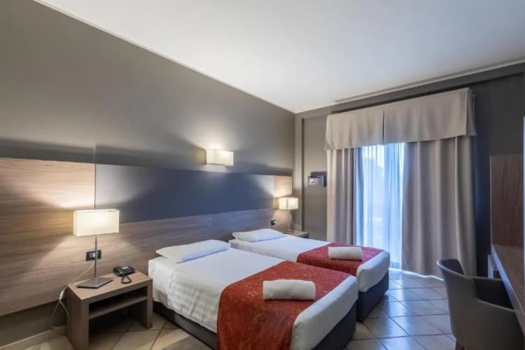 Hotel Sunflower Milano photo 5