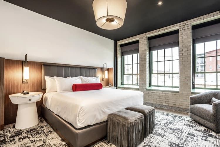 Bottleworks Hotel photo 5