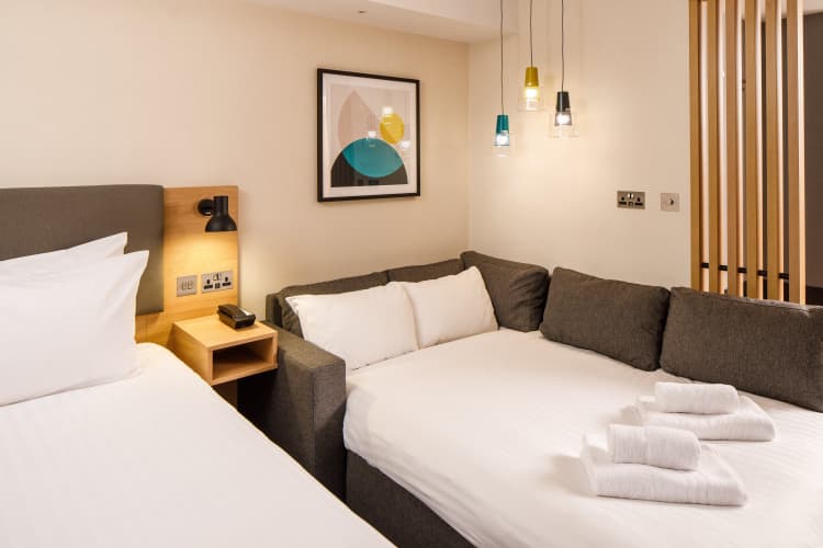 Holiday Inn Manchester Airport photo 5