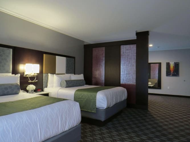 Best Western Premier NYC Gateway Hotel photo 4