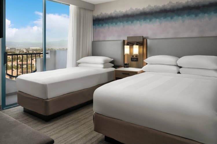 Buena Park Grand Hotel & Suites photo 4