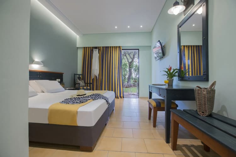 Golden Coast Hotel & Bungalows photo 5