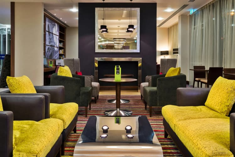 Hampton by Hilton London Luton Airport photo 4