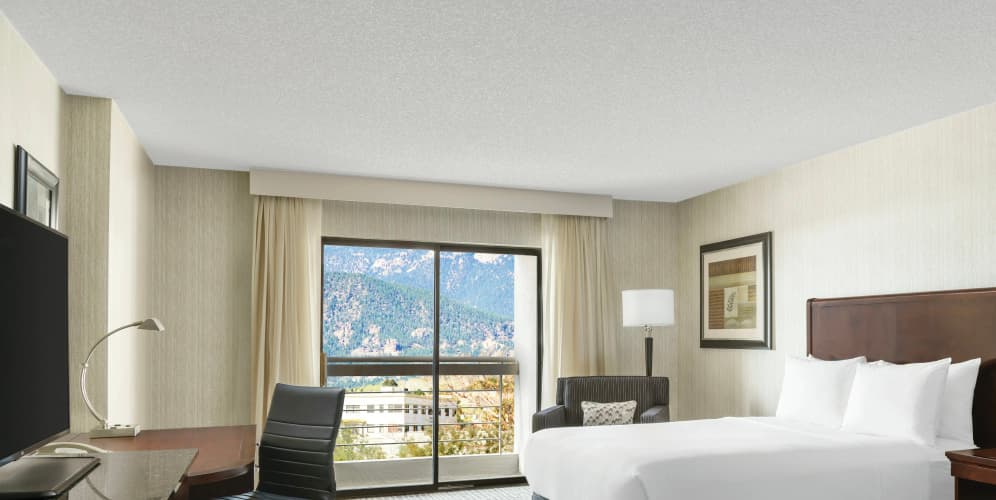 DoubleTree by Hilton Hotel Colorado Springs photo 5