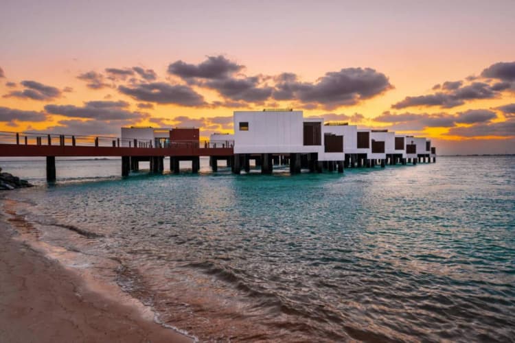 Bab Al Nojoum Hudayriyat Villas photo 4