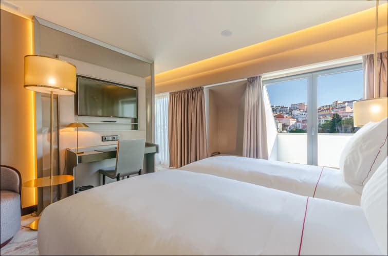 TURIM Boulevard Hotel – Adults Only photo 4