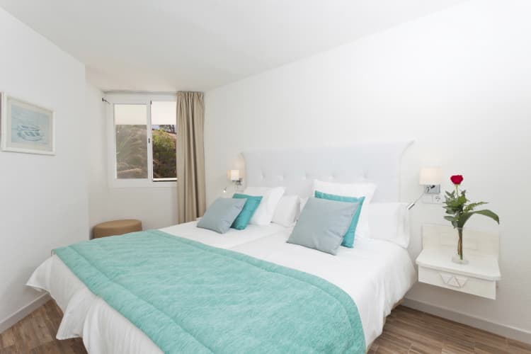 FERGUS Style Cala Blanca Suites, photo 4