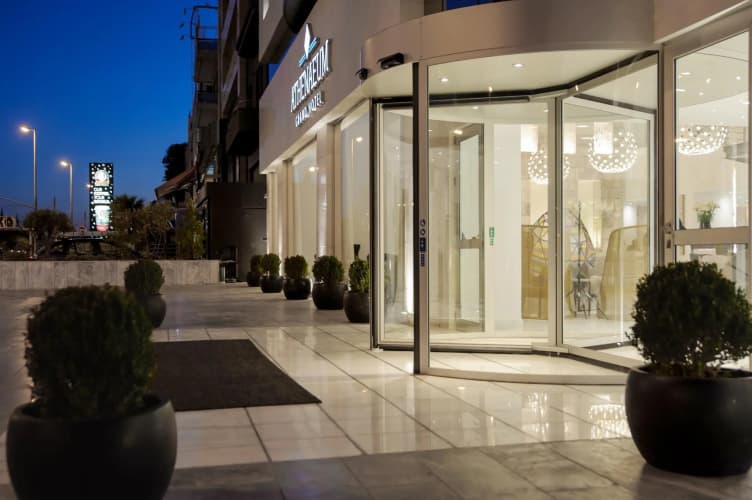 Athenaeum Grand Hotel photo 2