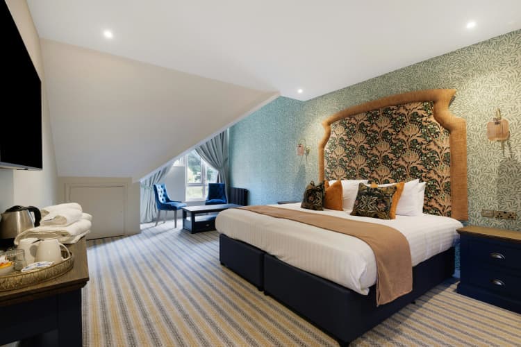 Thatcher's Hotel photo 4