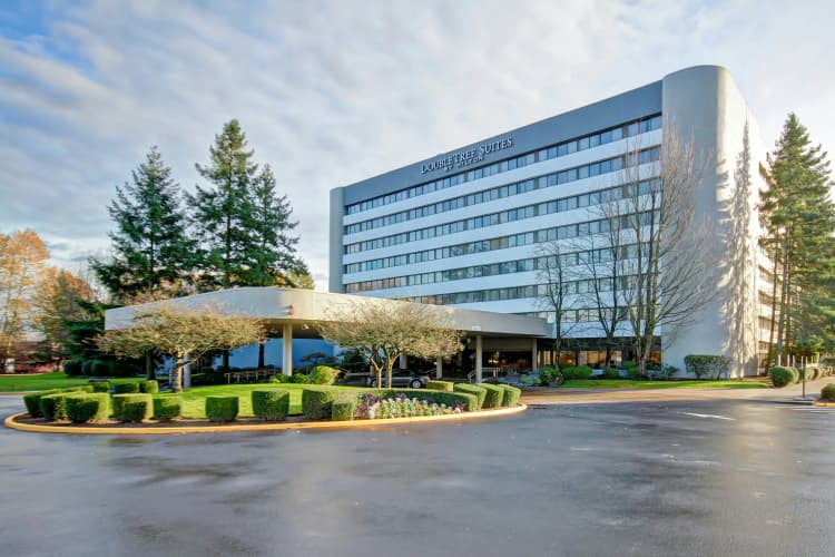 DoubleTree Suites by Hilton Hotel Seattle Airport - Southctr photo 2