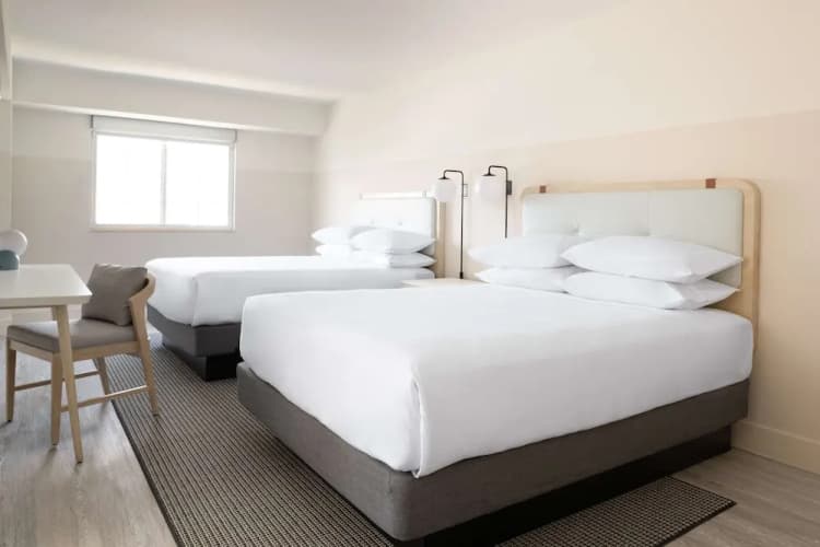 Hampton by Hilton Grand Cayman Seven Mile Beach, photo 5