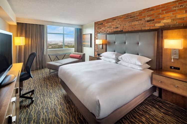DoubleTree by Hilton Toronto Airport photo 5