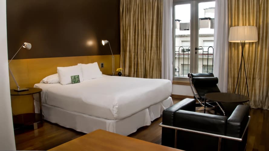 725 Continental Hotel photo 5