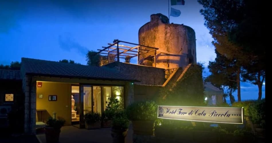 Boutique Hotel Torre di Cala Piccola photo 2