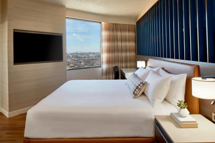 Renaissance Dallas Hotel photo 5