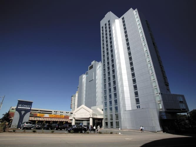 The Oakes Hotel Overlooking the Falls photo 2