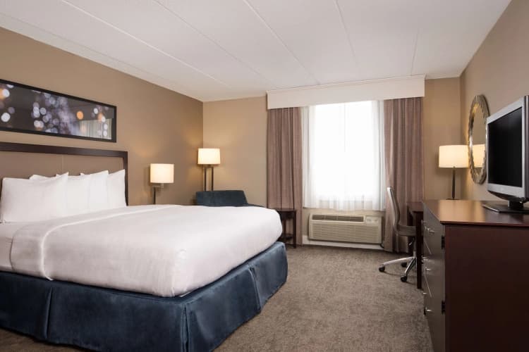 DoubleTree by Hilton Laurel photo 4