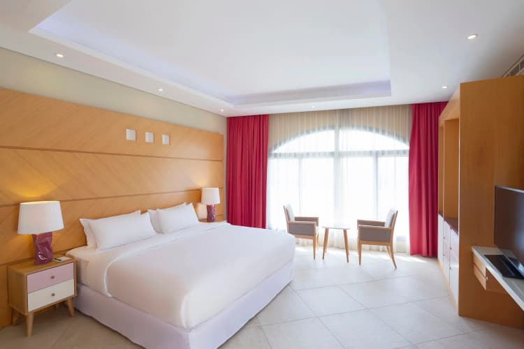 Occidental Sharjah Grand, photo 4