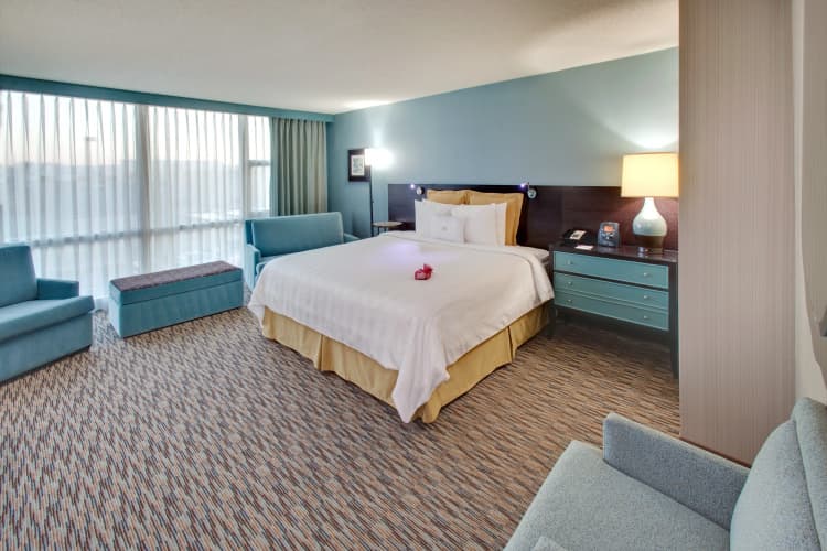 Crowne Plaza Lombard Downers Grove photo 5