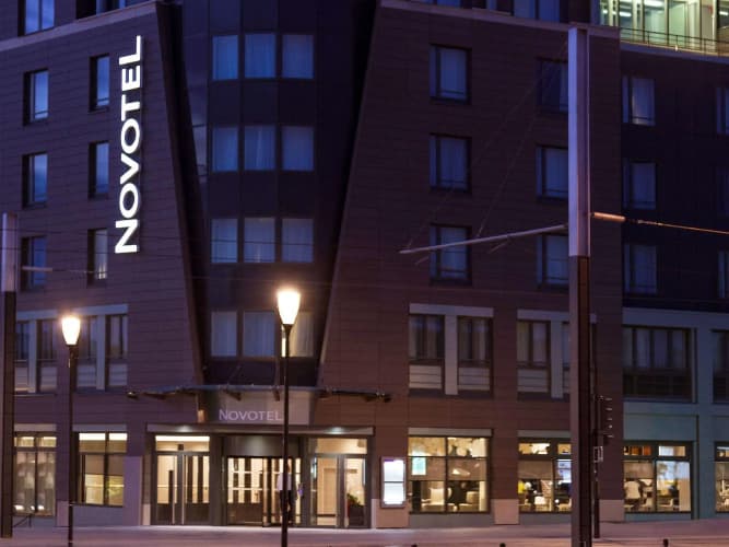 Novotel Paris Saint Denis Stade Basilique photo 2