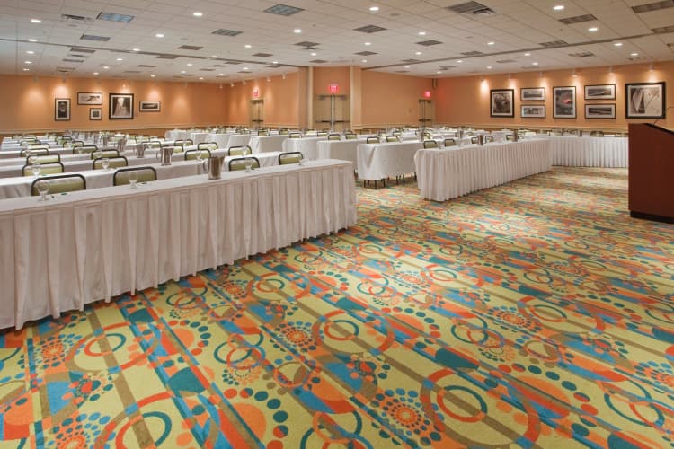 Holiday Inn Hotel & Suites Virginia Beach - North Beach photo 3