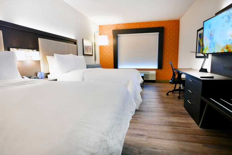 Holiday Inn Express & Suites Jersey City - Holland Tunnel photo 3