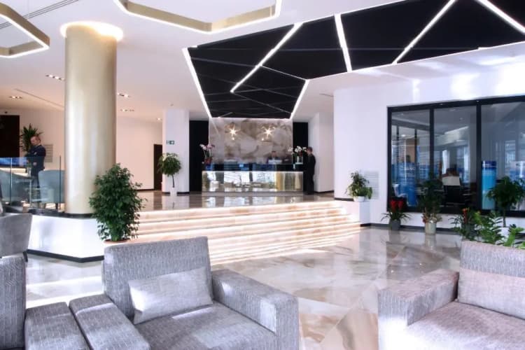 The Hive Hotel photo 2