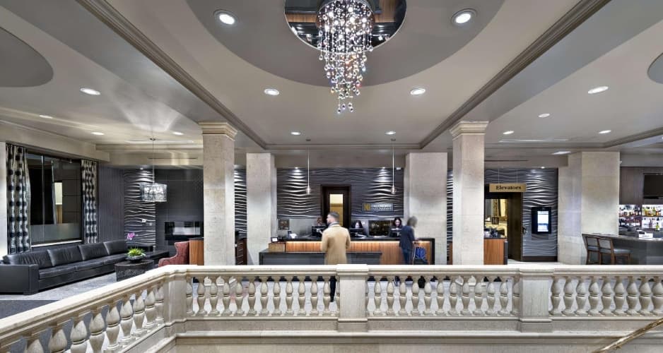 One King West Hotel & Residence photo 3