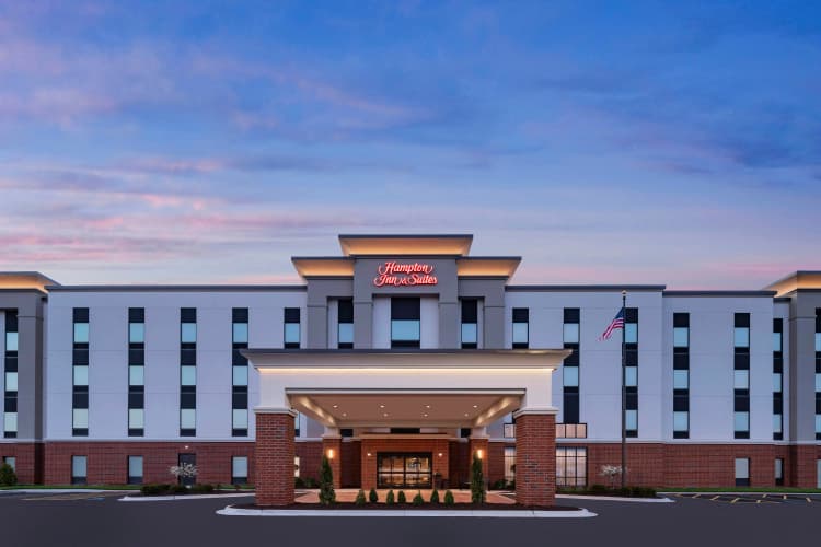 Hampton Inn & Suites Bridgeview Chicago photo 2