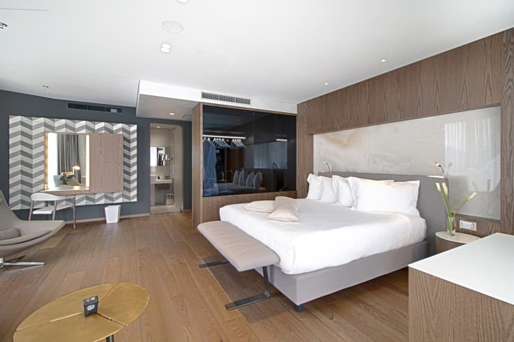 Maritim Hotel Plaza Tirana photo 4