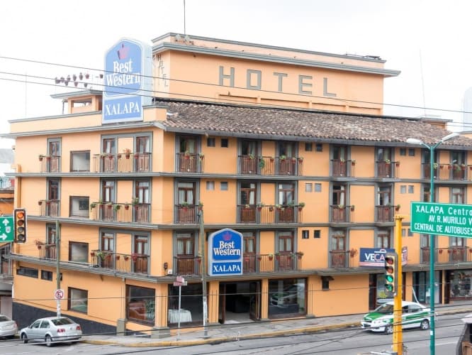 Capital O Hotel Central, photo 2