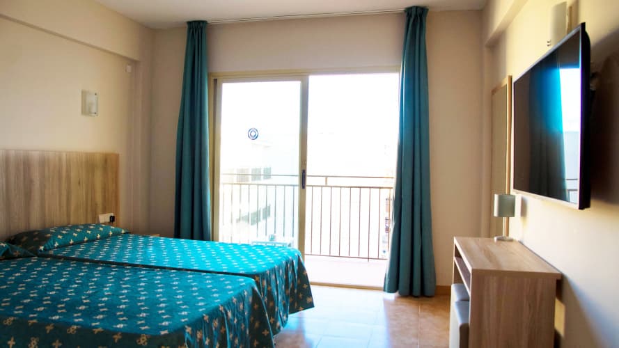 Hotel Iris - Only Adults photo 4