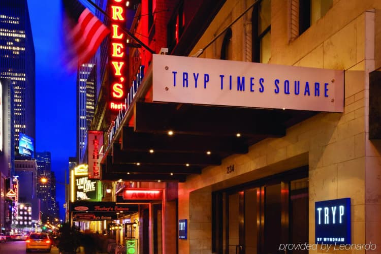 The Gallivant Times Square photo 2
