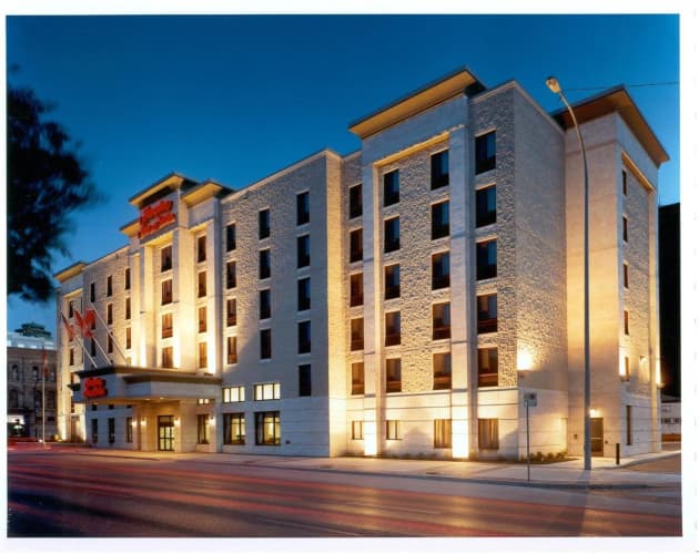 Humphry Inn & Suites photo 2