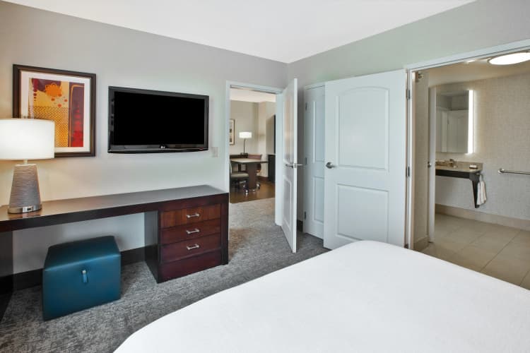 Embassy Suites by Hilton Columbus Airport photo 5