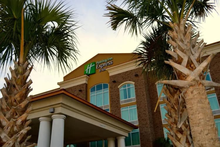 Holiday Inn Express And Suites Charleston Arpt Con, photo 2