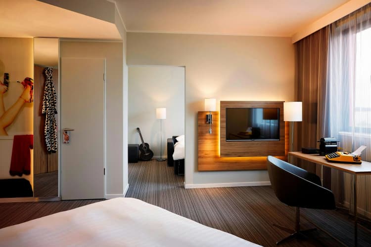 Moxy Munich Airport photo 3