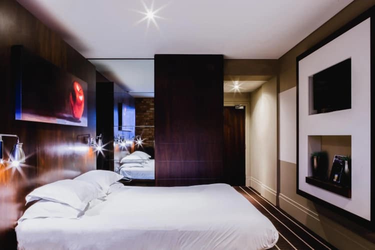 Mour Hotel photo 4