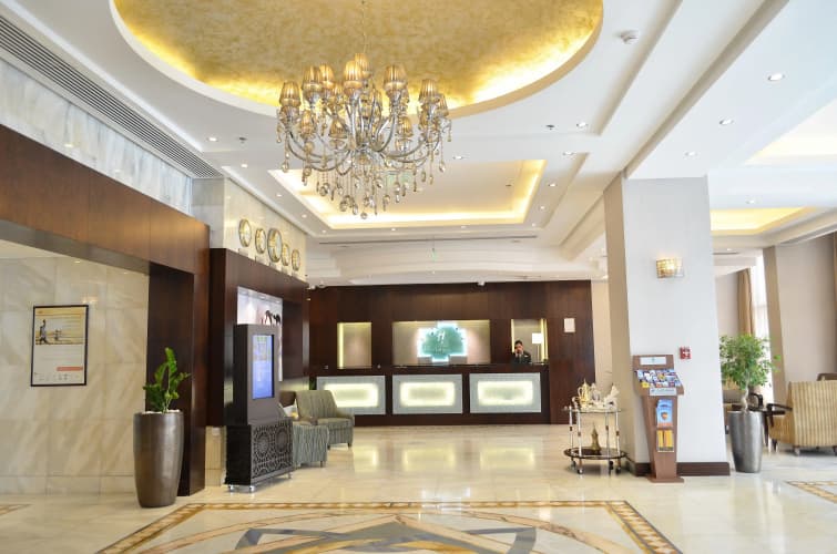 Holiday Inn Abu Dhabi Downtown photo 2
