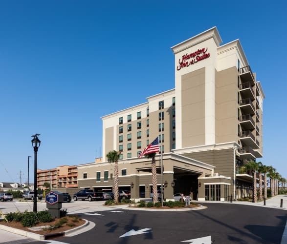 Hampton Inn & Suites by Hilton Carolina Beach Oceanfront photo 2